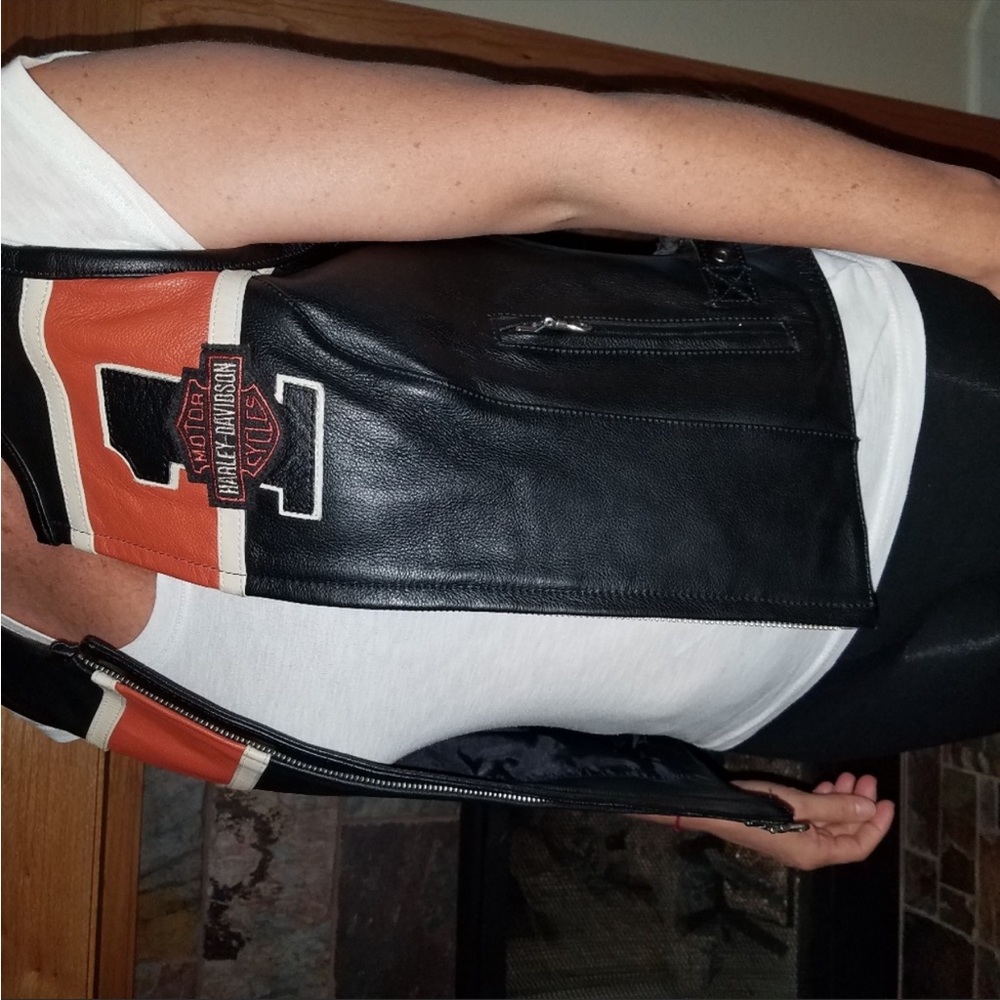 New condition. Harley Davidson leather vest